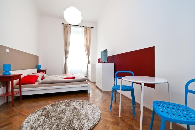 Metropolitan Studios Apartment